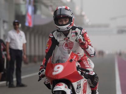 Haruki Noguchi celebra una victoria en el Gran Premio de Asia de Talentos en 2018.