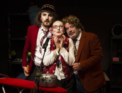 Miquel Malirach, Carme González y Manel Dueso, en el espectáculo.