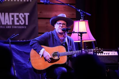 Kiefer Sutherland during a 2021 performance in Nashville at the AmericanaFest.