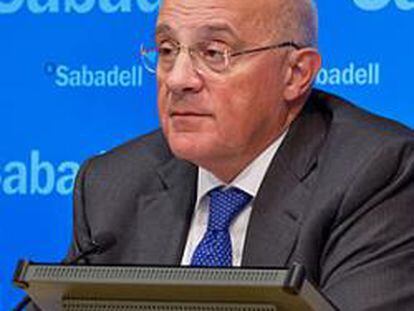 Jaime Guardiola, consejero delegado de Banco Sabadell, junto a José Oliu, presidente de la entidad catalana