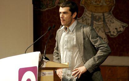 El actor Toni Cantó actuó de presentador del acto en el que se anunciaron las primeras listas electorales al Parlament de Ciutadans de Catalunya, en 2006. El líder del partido era Albert Rivera, que nueve años después cuenta con él para las generales.