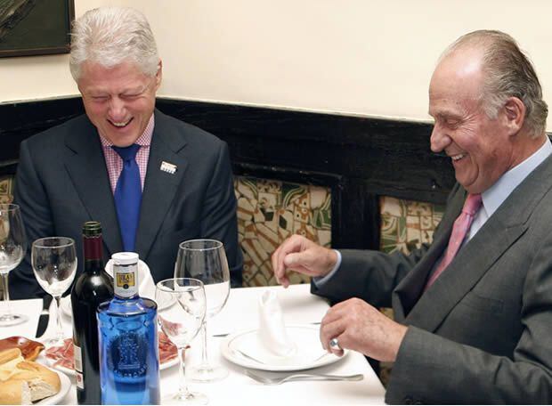 Don Juan Carlos y Bill Clinton almuerzan en Casa Lucio, en 2007.