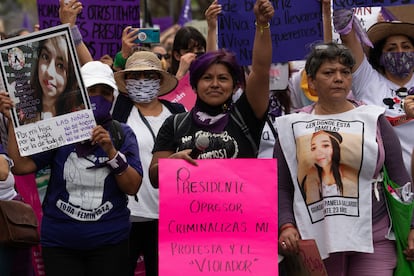 Érika Martínez, marcha para exigir justicia para su hija, víctima de abuso sexual, el 8 de marzo.