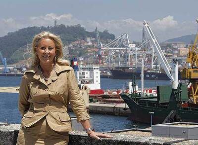 Corina Porro en la terraza de la Autoridad Portuaria de Vigo.