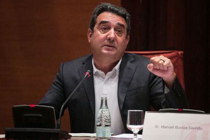 Manuel Bustos a la comisssi&oacute; del frau fiscal al Parlament. 