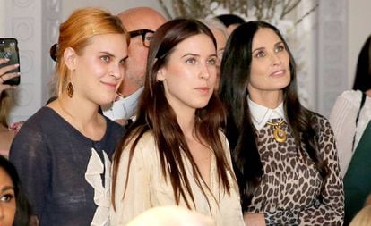 Tallulah Willis, Scout Willis y Demi Moore, en Beverly Hills, California (EE UU), el año pasado.