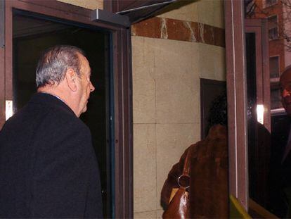 José María Amusátegui, ayer, a la entrada de la Audiencia Nacional.