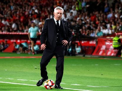 Ancelotti, durante la final de la Copa del Rey este sábado en Sevilla.