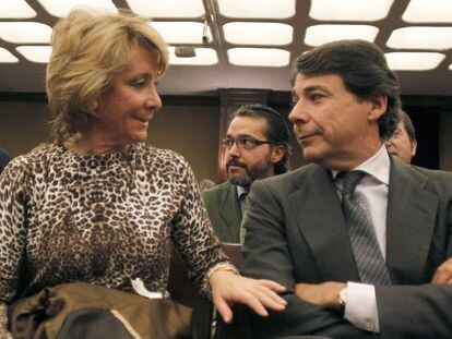 Esperanza Aguirre e Ignacio González, en un acto celebrado en 2012.