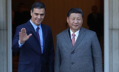 El presidente del Gobierno, Pedro Sánchez, y el presidente chino, Xi Jinping, en enero de 2020.
