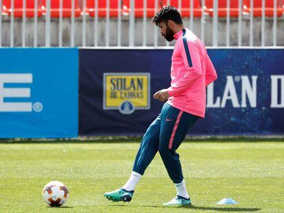 Diego Costa, durante el último entrenamiento del Atlético previo al partido con el Arsenal.