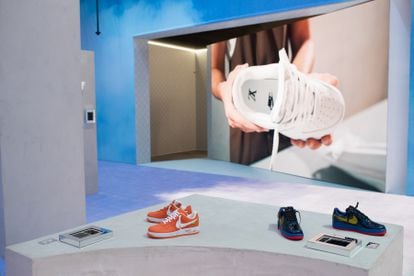 presumir pacífico Especificado Sneakers: Louis Vuitton, Nike y Virgil Abloh: la exposición que festeja al  diseñador y las que fueron sus últimas y exclusivas deportivas | Estilo |  EL PAÍS