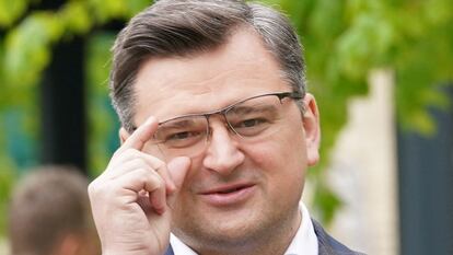 El Ministro de Relaciones Exteriores de Ucrania, Dmytro Kuleba, durante la Cumbre de Ministros de Relaciones Exteriores del G7 en Weissenhaeuser Strand, Alemania, este viernes.
