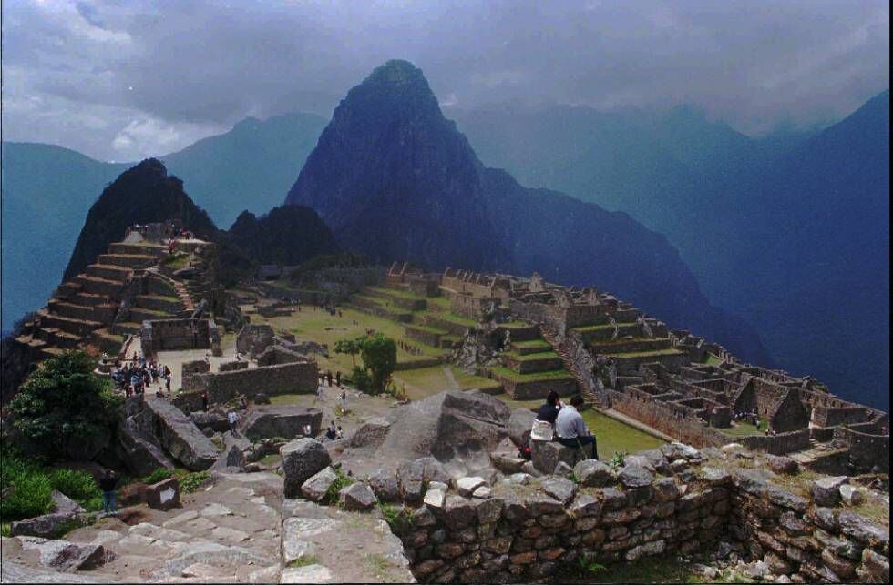 Panorámica de la ciudad inca de Machu Picchu, a más de 2.400 metros de altitud.