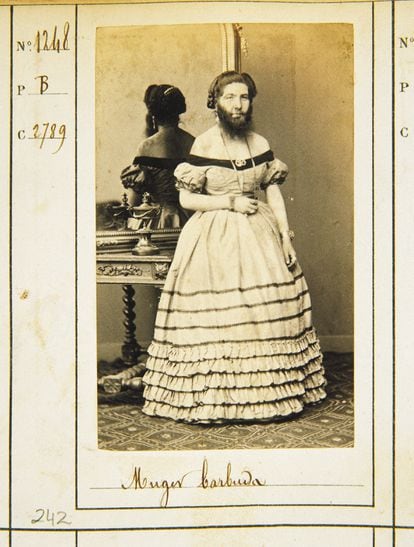 Mujer barbuda retratada por Laurent, una imagen del Museo de Historia de Madrid.