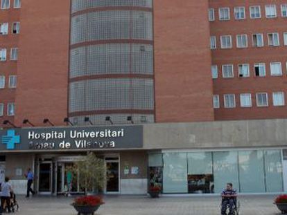 Fachada del hospital Arnau de Vilanova.