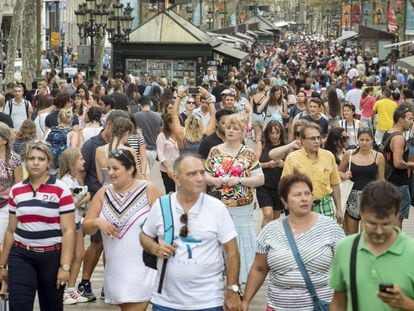 Turistas en el centro de Barcelona
