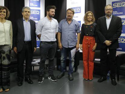 De izquierda a derecha, Dolors Montserrat (PP), Francesc Homs (CDC), Gabriel Rufián (ERC), Xavier Domènech (En Comú Podem), Meritxell Batet (PSOE) y Juan Carlos Girauta (C's).