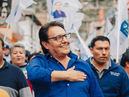 Fernando Villavicencio durante un acto de campaña en Ecuador, en 2023.