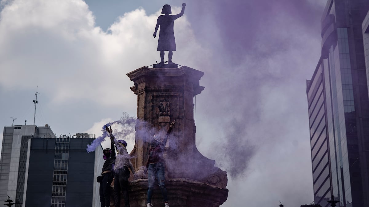 La ‘Glorieta de las mujeres que lucha’ y ‘La joven de Amajac’ compartirán espacio en Paseo de la Reforma