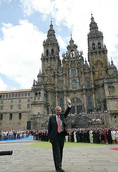 Emilio Pérez Touriño, tras la toma de posesión en Santiago.