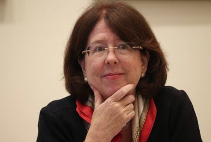 Elizabeth McCaul, miembro del COnsejo de Supervisión del BCE.