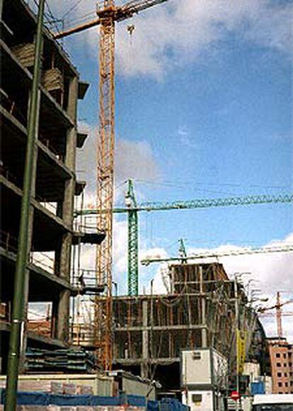 Construcción de viviendas en Madrid.