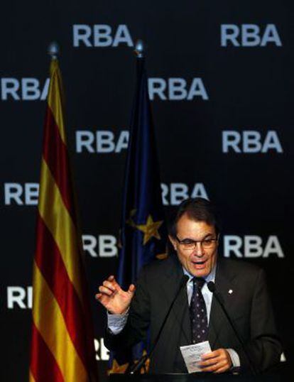 El candidato Artur Mas, ayer, durante el acto en la Fundación RBA.