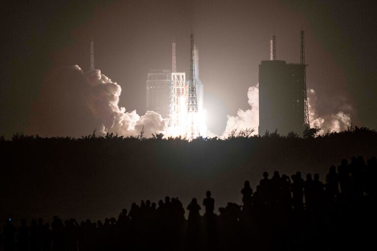 La sonda espacial china Chang'e-5 fue lanzada el pasado 24 de noviembre desde el Centro Espacial Wenchang, en la isla de Hainan.