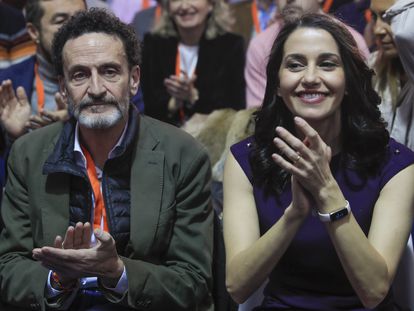 La ya exlíder de Ciudadanos (Cs), Inés Arrimadas, junto al portavoz adjunto de Ciudadanos en el Congreso, Edmundo Bal, durante la VI Asamblea del partido este sábado en Madrid.