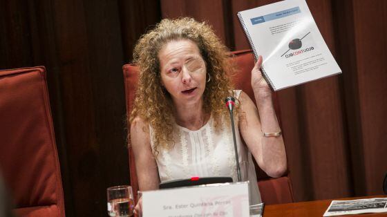 Ester Quintana en su comparecencia en el Parlament la pasada semana.