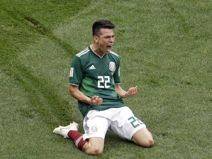 Lozano, celebra el gol ante Alemania.