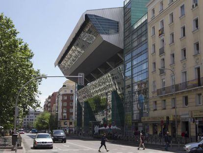 Edificio afectado por el nuevo Palacio de los Deportes.