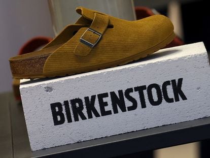 Un calzado de Birkenstock en una tienda de Londres.