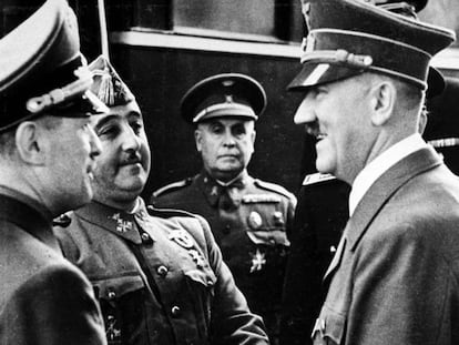 Francisco Franco y Adolf Hitler en Hendaya (Francia) en 1940.