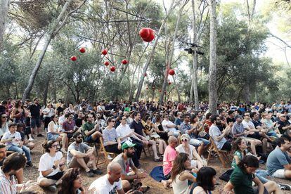 El público del Vida durante un concierto en el escenario Vaixell en 2018.