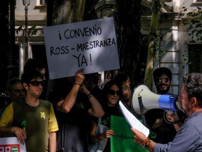 Manifestación de los trabajadores del teatro de La Maestranza el pasado 18 de mayo.