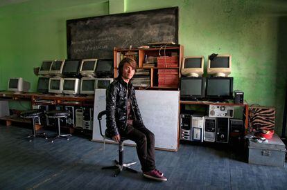 Tsul Trim estudia en la Transit School, lugar donde residen y se forman los recién llegados de Tíbet.