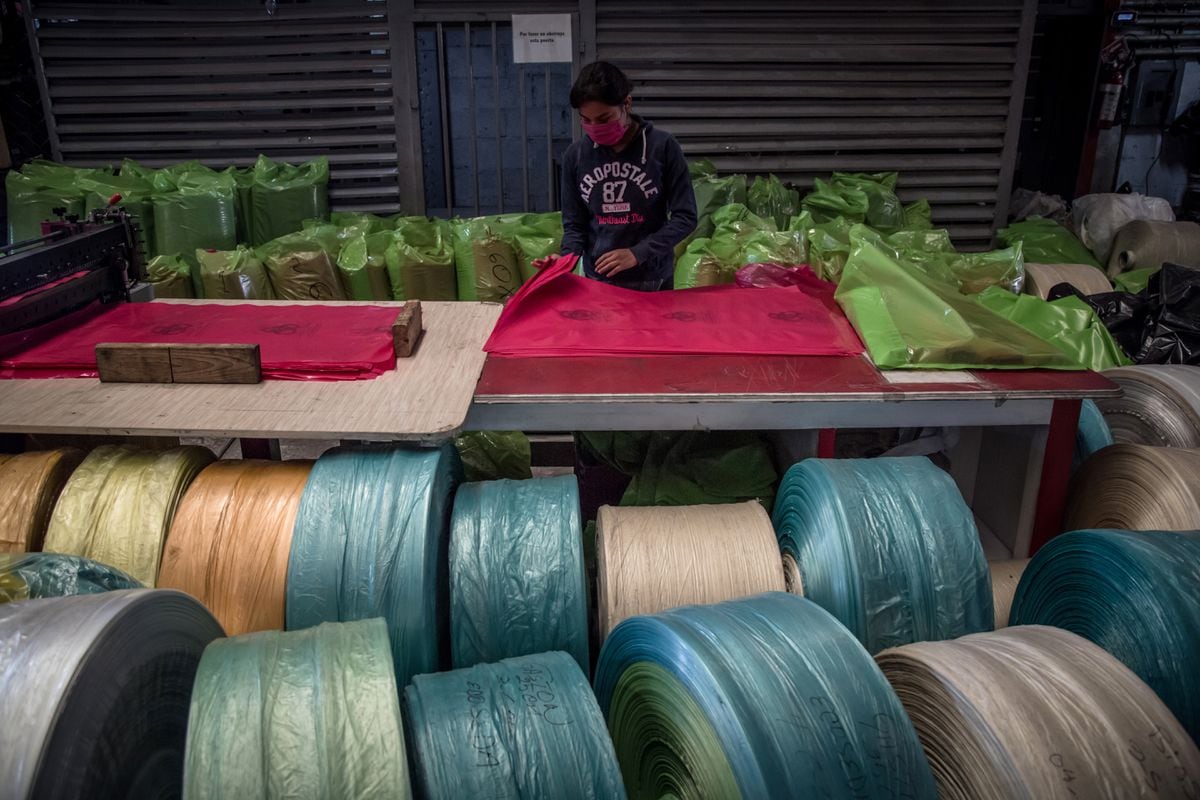 Ninguna de las bolsas de plástico, ni grandes ni pequeñas, es ya gratis