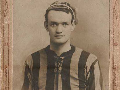 O'Connell, en su etapa de futbolista en Irlanda, en 1912.