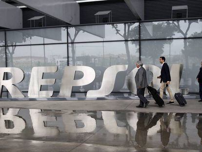 Repsol lanza una agresiva campaña con El Corte Inglés para captar clientes de luz y gas
