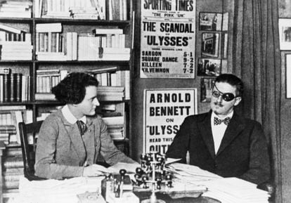 James Joyce and his publisher Sylvia Beach, who ran the legendary Shakespeare and company bookstore in Paris and published 'Ulysses'.