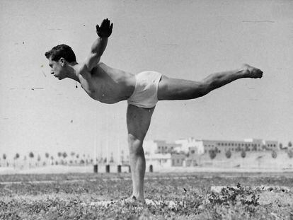 José Luis Torres entrenando en los años cuarenta.
