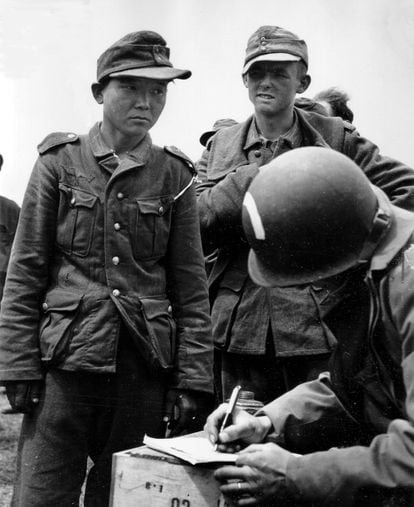 Korean soldier Yang Kyoungjong, combatant in the German army, captured by the Allies in Normandy, in June 1944.