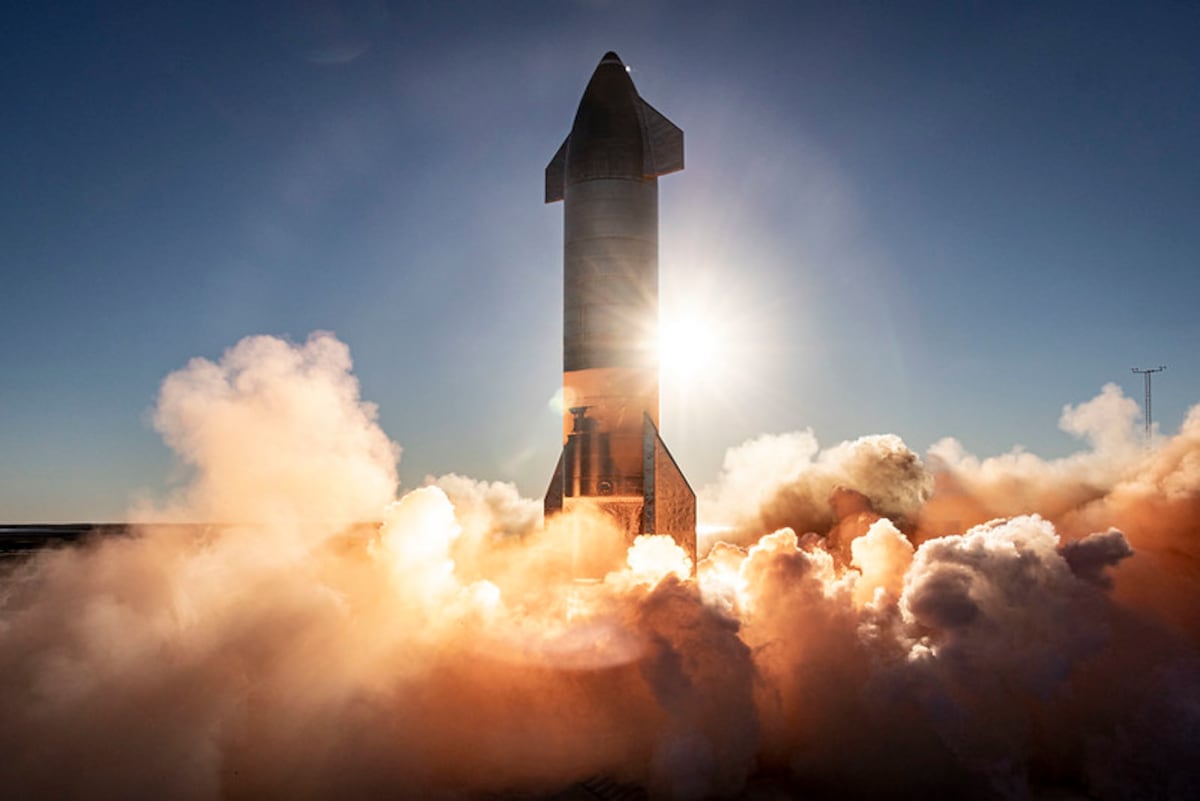 La empresa Space X de Elon Musk coge impulso para lanzar su supercohete ante los fallos y limitaciones de otros proyectos