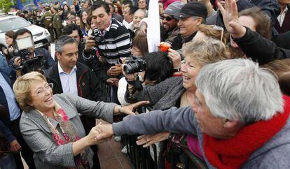 Bachelet, en un acto de campa&ntilde;a en Valpara&iacute;so.