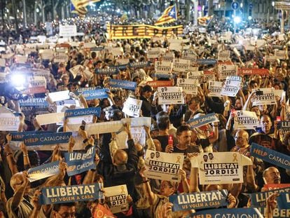 Una imagen de la manifestación del martes en defensa de Jordi Sánchez y Jordi Cuixart.