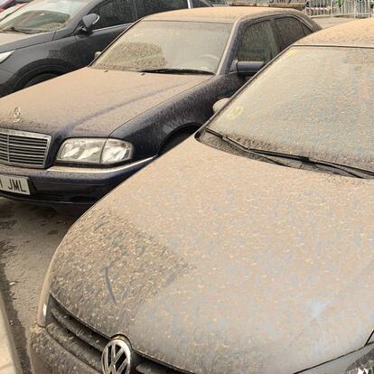Tormenta de arena: cómo puede afectar el polvo al motor del coche