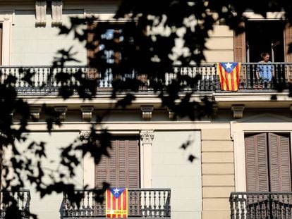 Estelades als balcons de Barcelona.