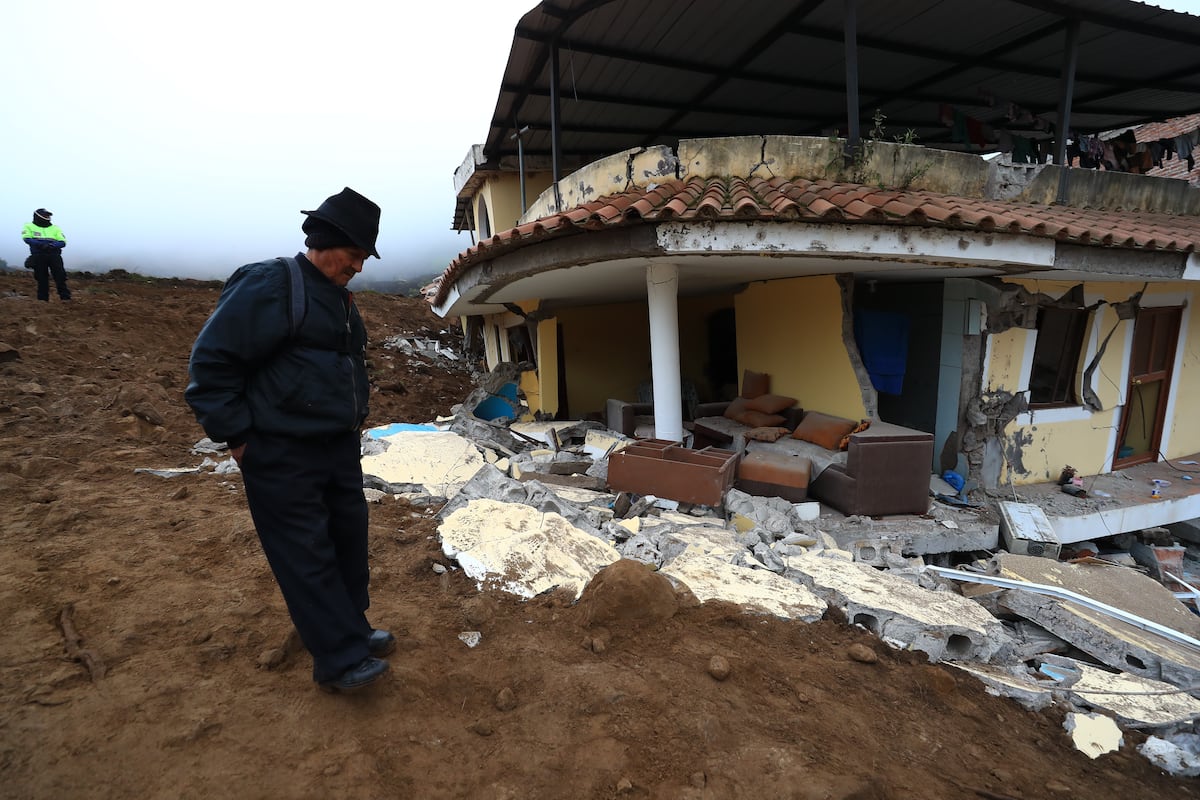 Un deslave en el centro de Ecuador deja al menos siete fallecidos y